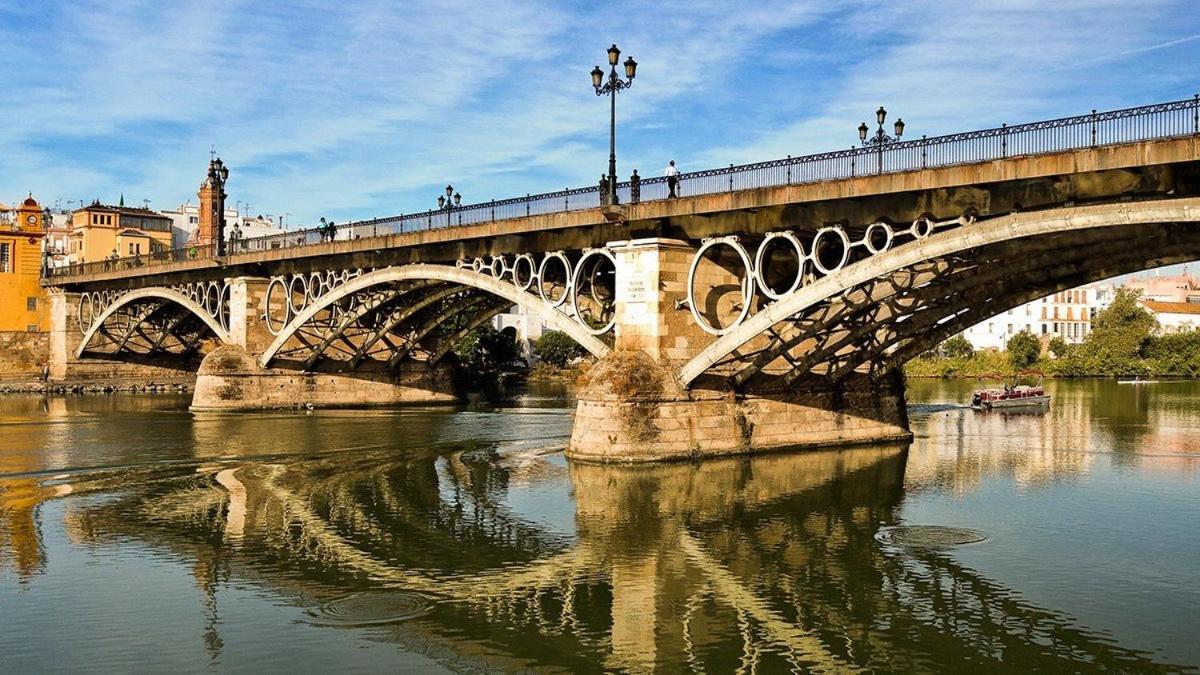 Apartamento En La Mejor Zona De Triana, Junto Al Puente Sevilla Exteriör bild